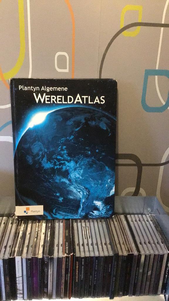 plantyn algemene wereldatlas, Ophalen