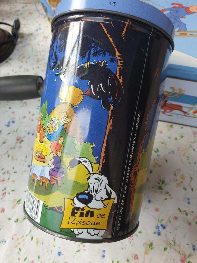 Asterix doos, Collections, Boîte en métal, Enlèvement ou Envoi, Comme neuf
