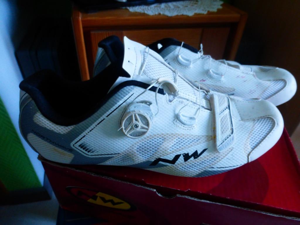 NW P:45 witte fietsschoenen, Dames, Schoenen, Overige maten, Ophalen of Verzenden