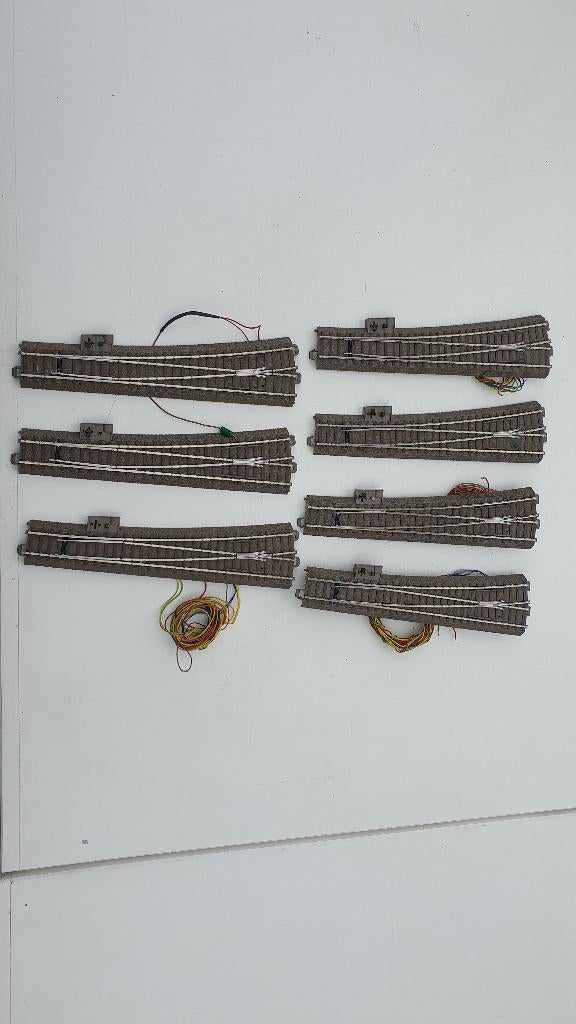 Trix 62711 C-rails 7 slanke wissels waarvan 6 met motor, Enlèvement ou Envoi, Trix, Rails, Courant continu