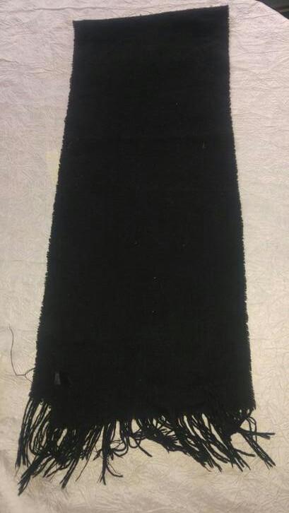 Vintage echarpe noire 150cm, Enlèvement ou Envoi, Porté