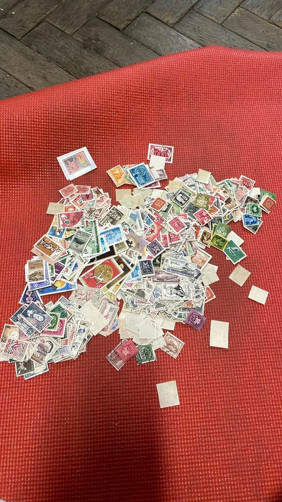 Lot 1000 postzegels Hongarije en Tsjechoslowakije -random, Postzegels en Munten, Postzegels | Volle albums en Verzamelingen, Ophalen