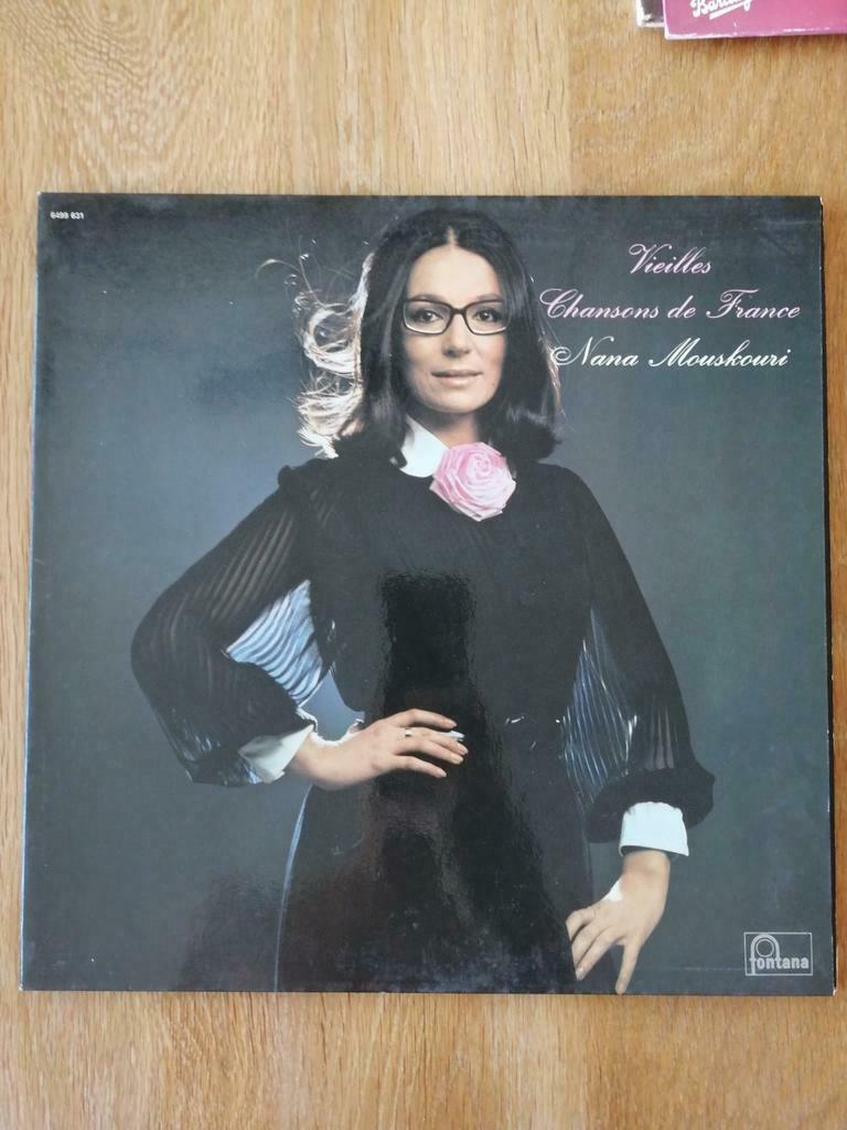 Nana Mouskouri, Enlèvement ou Envoi