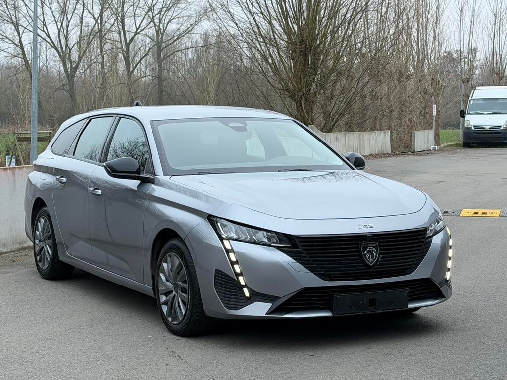 Peugeot 308 SW * 2023 * 1.2i Turbo * 64dkm * Carplay * PDC *, Auto's, Peugeot, Voorwielaandrijving, Dealer onderhouden, Stof, 1198 cc