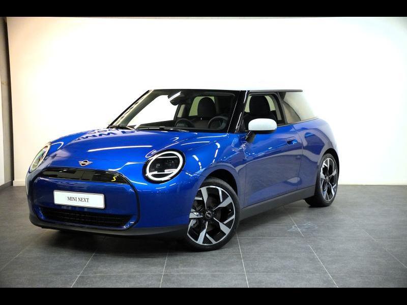 MINI Cooper SE CAMERA HEADUP PANORAMADAK VERWARMBARE ZETELS, Auto's, Mini, Automaat, https://public.car-pass.be/vhr/6db9a6eb-e112-454d-8f39-ff074f5e3a25