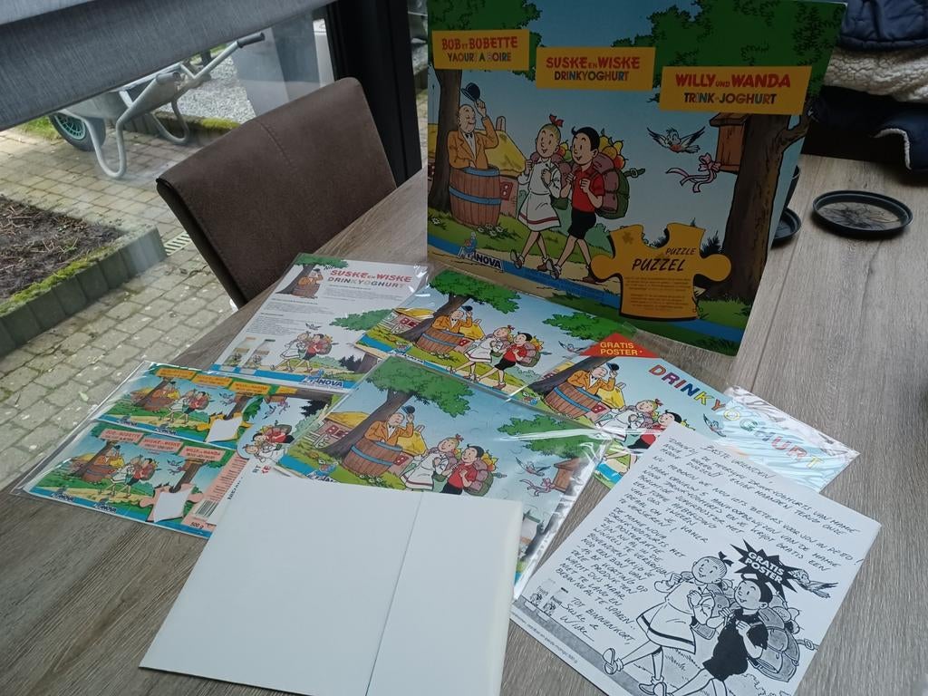 Reclame items Suske en Wiske - Nova drinkyoghurt, Verzamelen, Stripfiguren, Zo goed als nieuw, Suske en Wiske, Ophalen of Verzenden