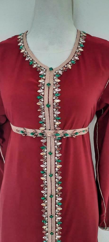 Prachtige elegante Marokkaanse jurk/kaftan /takshita te koop, Kleding | Dames, Ophalen of Verzenden, Nieuw, Maat 38/40 (M), Onder de knie