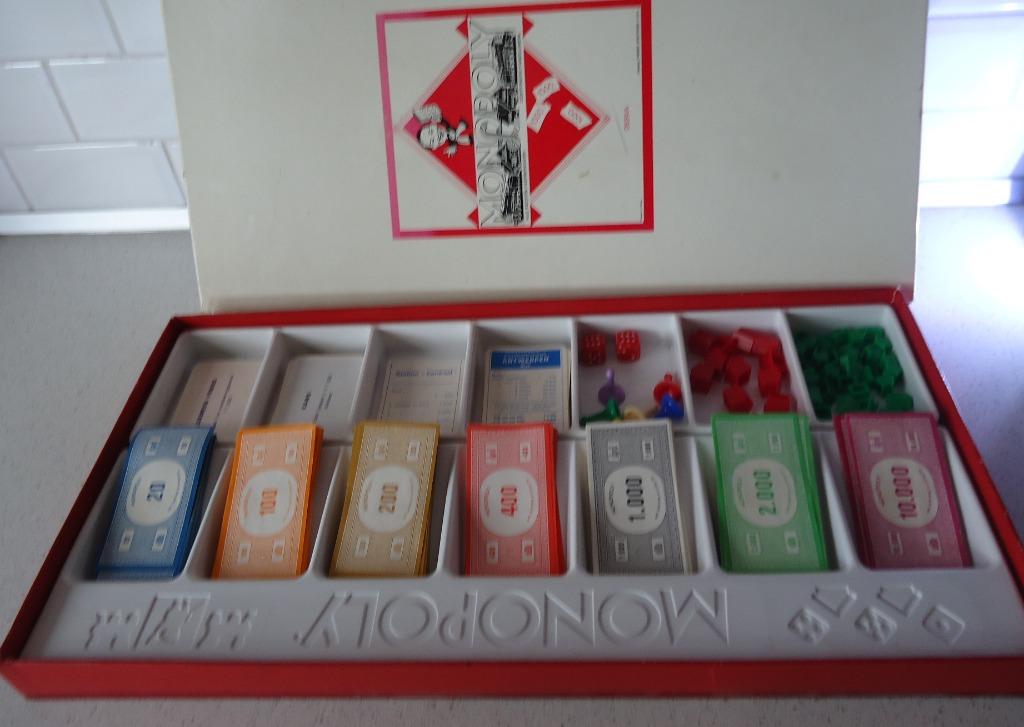 Vintage "Monopoly" van Deska (Witte doos) in Prima Staat., Hobby & Loisirs créatifs, Trois ou quatre joueurs, Enlèvement ou Envoi