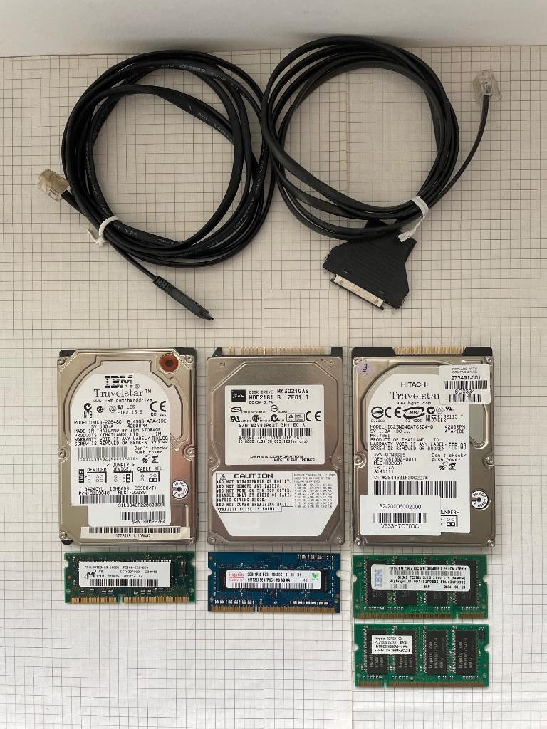 Lot d’accessoires pour laptop/PC portable vintage, Informatique & Logiciels, Enlèvement ou Envoi