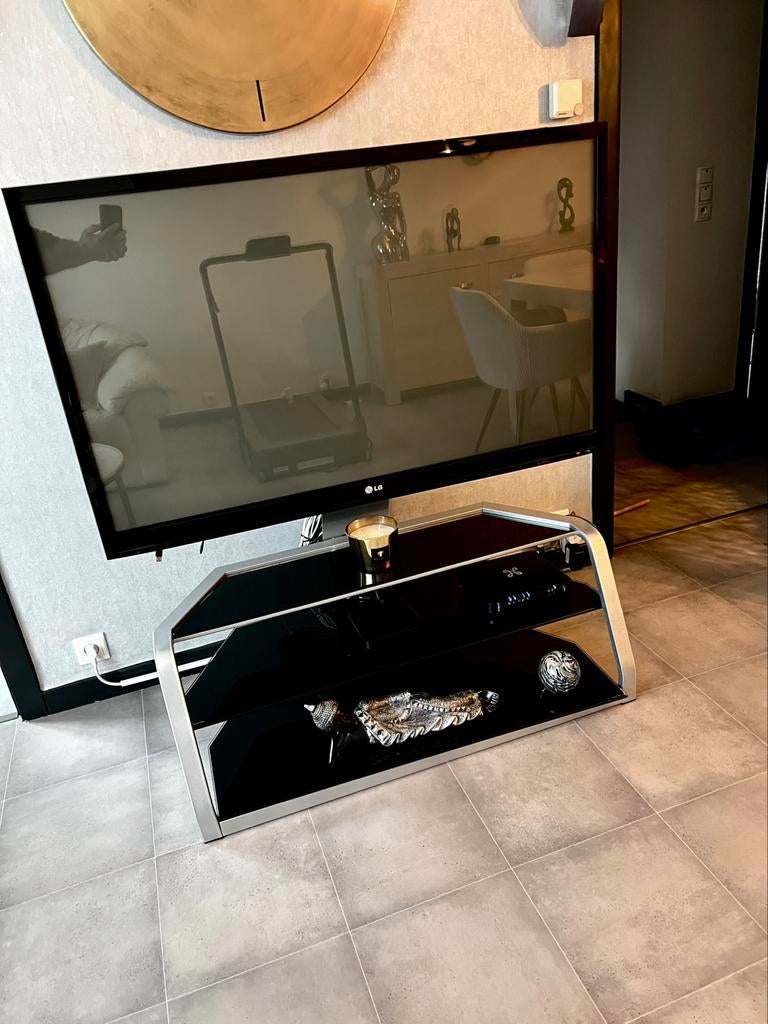 À vendre meuble TV plus TV  LG, Enlèvement, Comme neuf