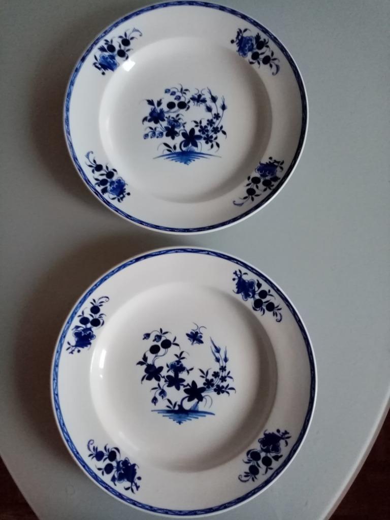 Deux assiettes en porcelaine de Tournai 1820/40 (31.50cm), Antiquités & Art, Enlèvement ou Envoi