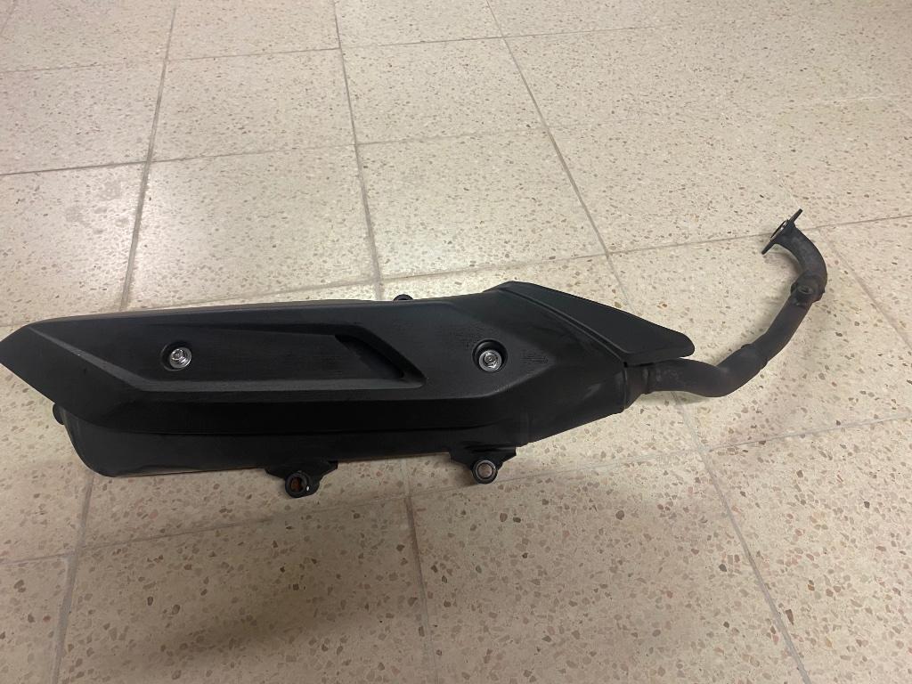 Uitlaat honda Forza 125cc, Motoren, Scooter, Particulier, 11 kW of minder, 1 cilinder