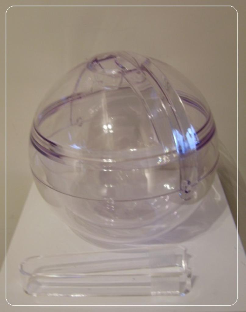DESIGN : IJsemmer van >>> GUZZINI <<< in heldere kunststof, Verzamelen, Glas en Drinkglazen, Nieuw, Overige typen, Ophalen