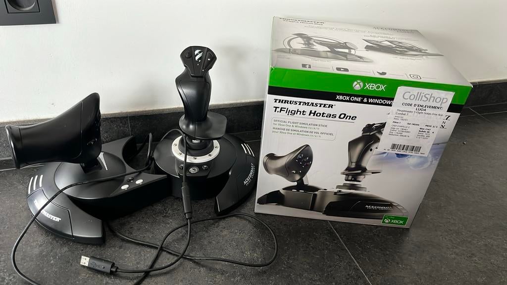 Thrustmaster T-flight Hotas One Ace Combat 7 joystick, Utilisé