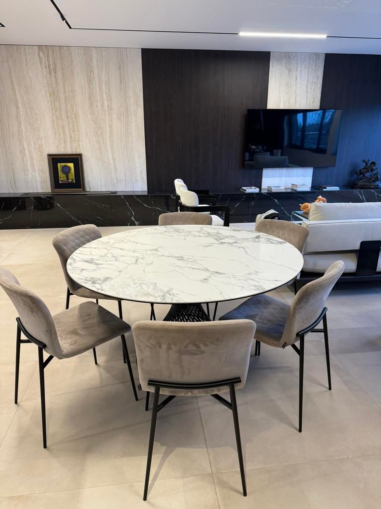 TABLE + 6 CHAISES ETAT IMPECABLE, Maison & Meubles, Tables | Tables à manger, 100 à 150 cm, Cinq personnes ou plus, Rond, Comme neuf