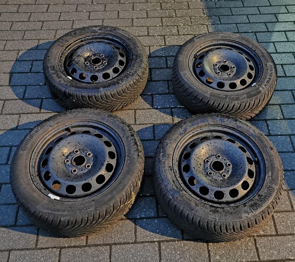 Vw-Audi stalen velgen met winterbanden, maat: 205/55/R16 91H, Ophalen