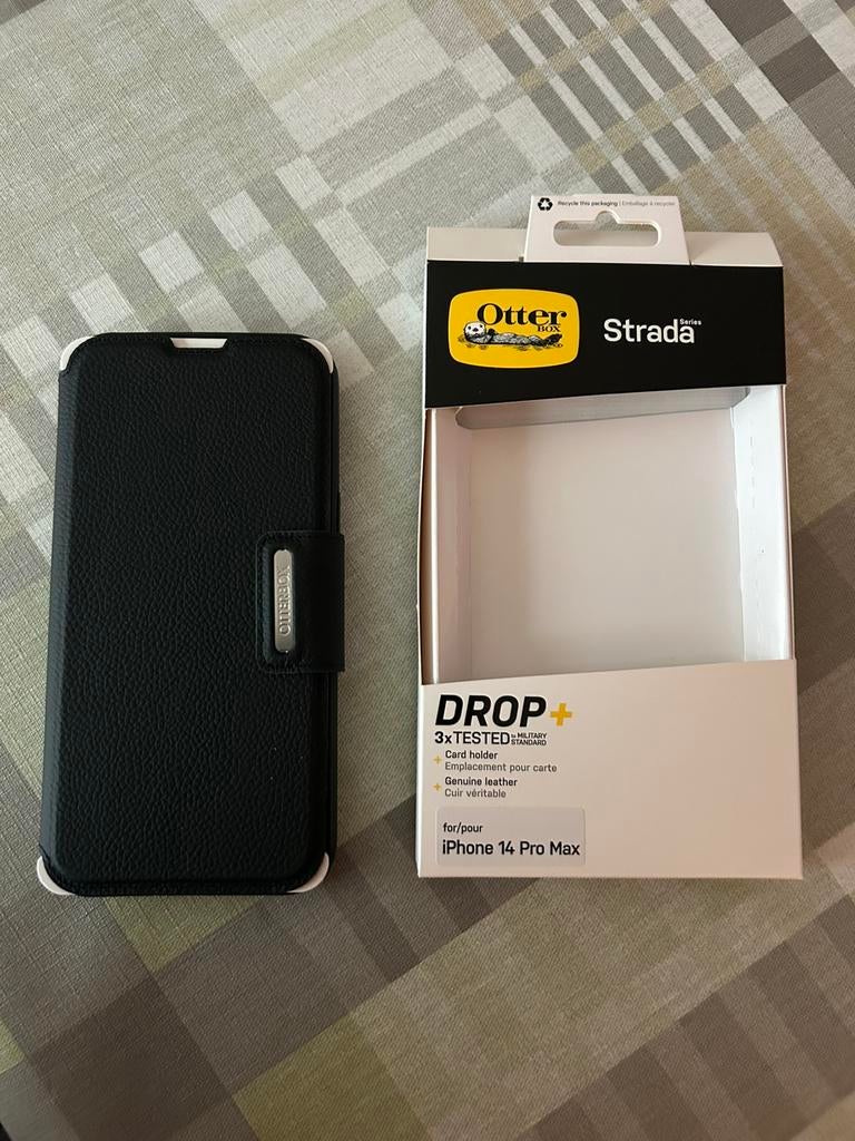 Otterbox Strada bookcase - Geschikt voor iPhone 14 Pro Max, Ophalen of Verzenden, Zo goed als nieuw, IPhone 14