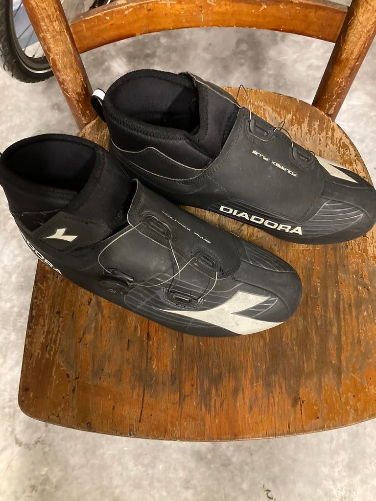Winter race schoenen maat 42 (geschikt voor schoenmaat 41), Enlèvement ou Envoi, Comme neuf, Hommes, Chaussures