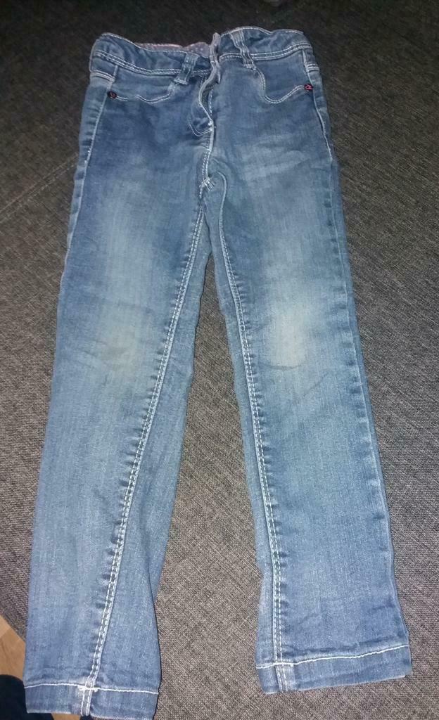 Jeans fille 3 ans T98, Kinderen en Baby's, Kinderkleding | Maat 98, Broek, Meisje, Ophalen of Verzenden, Zo goed als nieuw