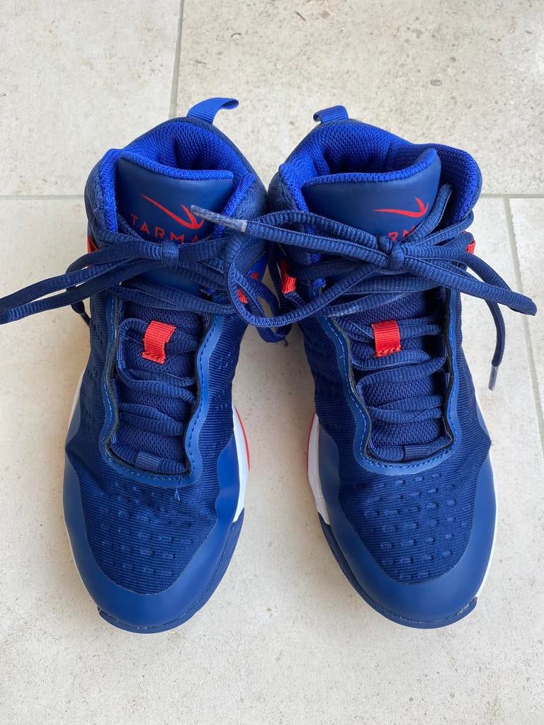 Chaussures basketball Tarmak taille 34, Zo goed als nieuw, Schoenen