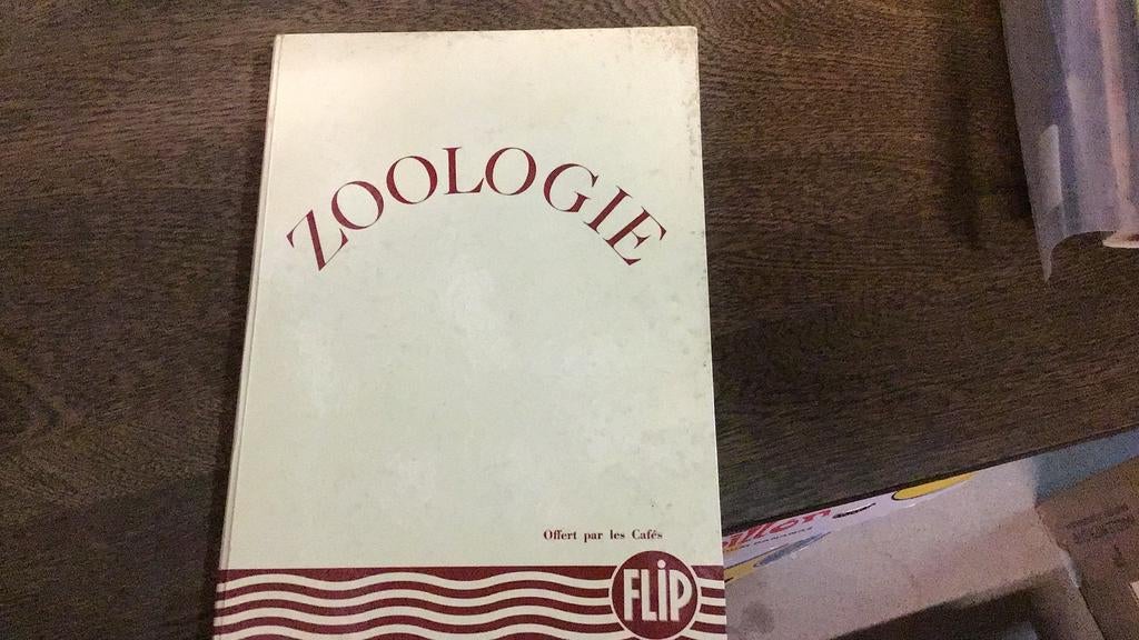 Zoologiecafes flip(az), Ophalen of Verzenden, Gelezen, Koffie flip, Plaatjesalbum
