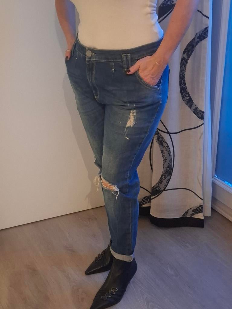 Jeans boyfriend Kocca T32  L, Vêtements | Femmes, Enlèvement ou Envoi, Kocca, Comme neuf, W30 - W32 (confection 38/40)