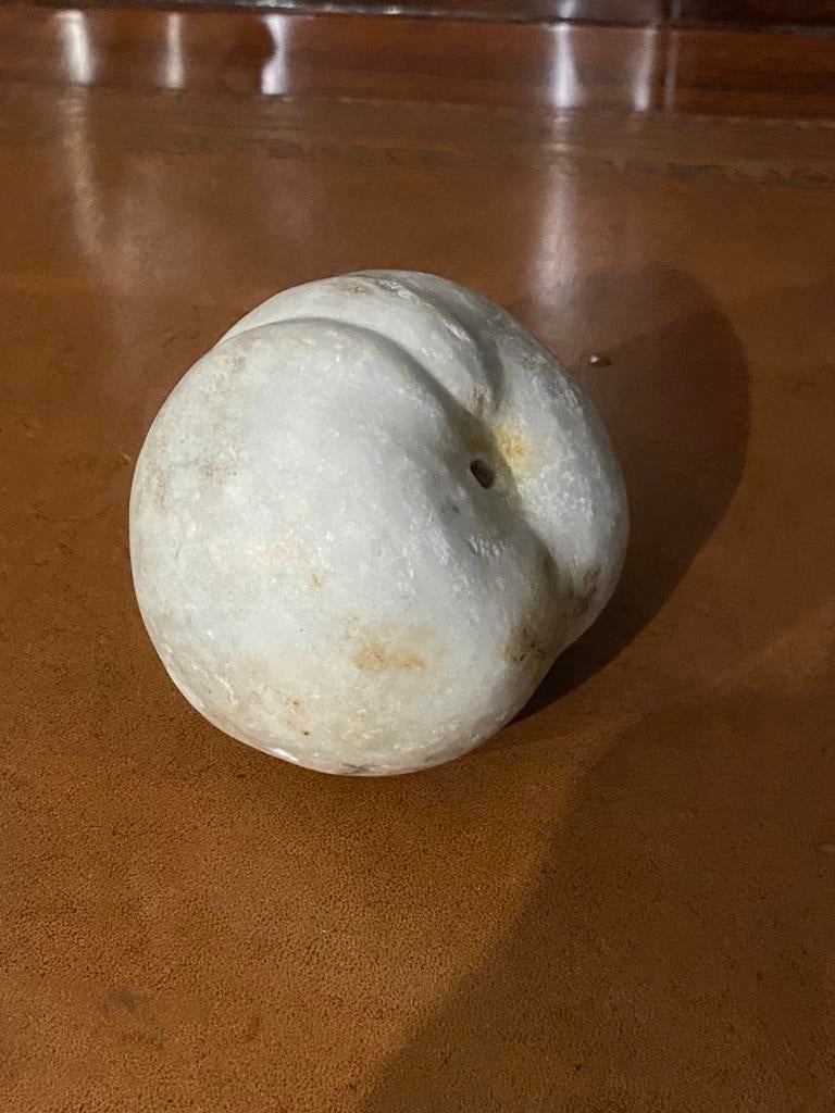 Fruit en marbre de carrare XIXe siècle, Enlèvement ou Envoi