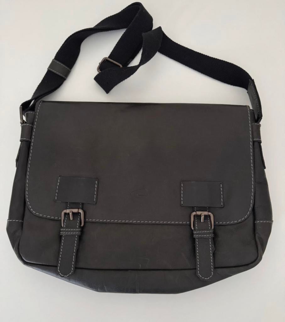 Grote lederentas / laptoptas van Camel active, Computers en Software, Laptoptassen, Zo goed als nieuw, 16 inch, Ophalen