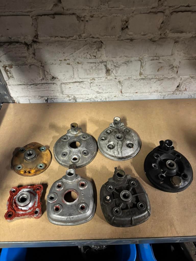 Minarelli Horizontaal Cilinderkoppen los Yamaha Aerox SR50.., Ophalen, Yamaha