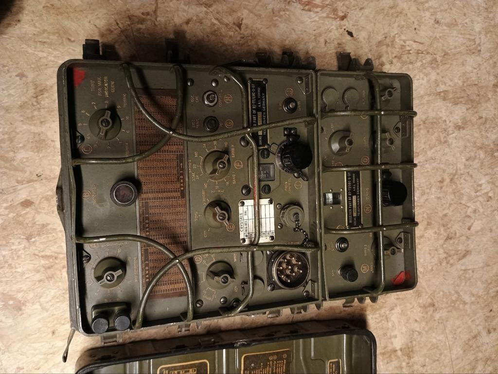 AN/GRC-9 militaire radio (RT-77) -Telefunken A.B.L. Markerin, Verzamelen, Ophalen
