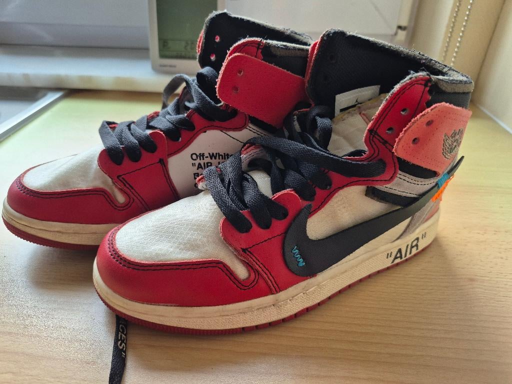 Air Jordan 1 rétro haut blanc cassé Chicago taille 36, Neuf, Enlèvement ou Envoi, Autres couleurs, Sneakers et Baskets