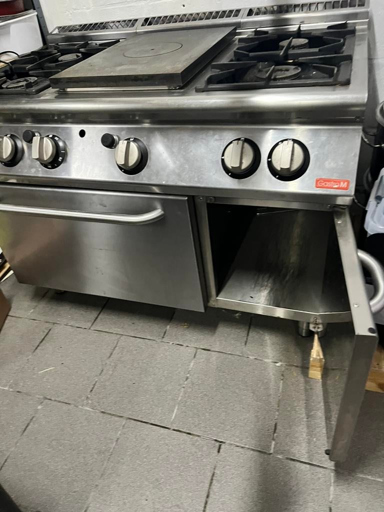 Cuisinière au gaz gastro m, Enlèvement, Utilisé, Gaz, 5 zones de cuisson ou plus