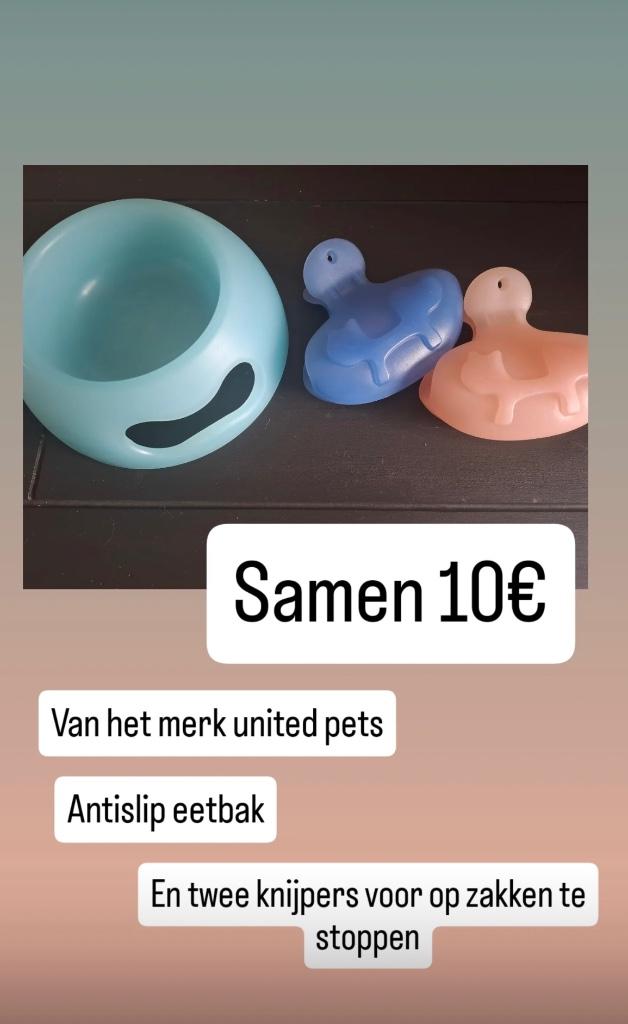 Eetbak met antislip en 2 knijpers samen 10€, Ophalen of Verzenden, Zo goed als nieuw