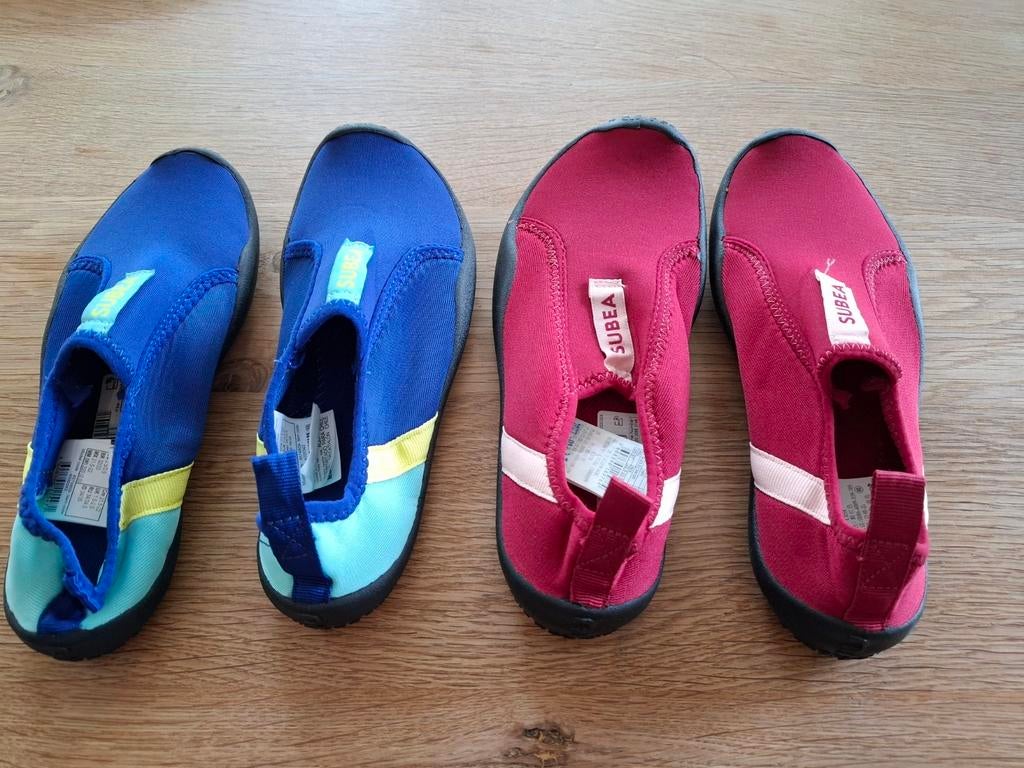 Waterschoenen kinderen blauw maat 34/35 rood maat 36/37, Ophalen of Verzenden, Zo goed als nieuw