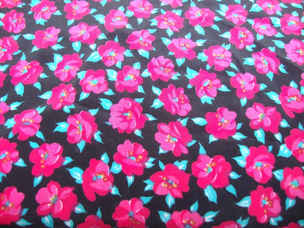 70cm/1,14m fleuri rouge et rose sur fond noir, Enlèvement ou Envoi, Neuf, Autres types