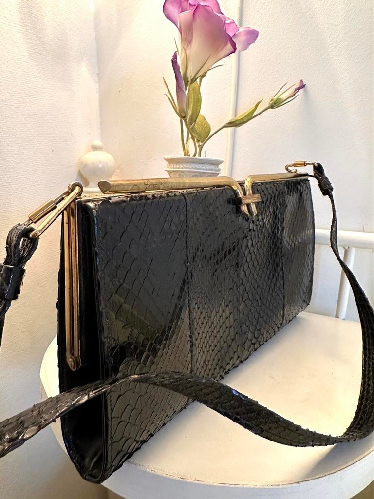 Avondtasje of clutch van leer en suède, jaren 60, Zo goed als nieuw, Zwart, Avondtasje