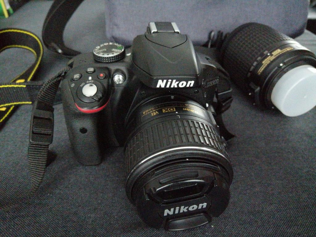 Nikon 3300 met 18-55 en 55-200 lens, Ophalen of Verzenden, Nikon