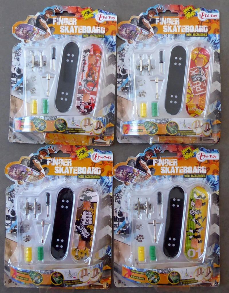 Lot 4 Packs Finger Skateboard avec accessoires, Enlèvement ou Envoi, Neuf