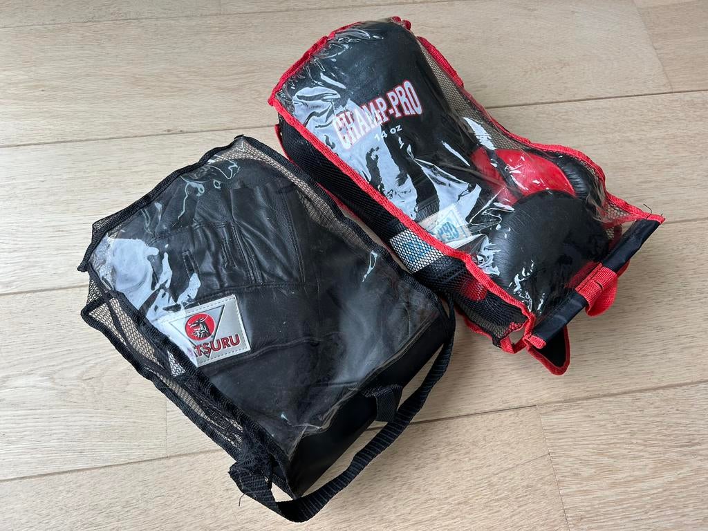Gants de boxe Champ-Pro 14 oz et mitaine de frappe Matsuru, Sports & Fitness, Enlèvement ou Envoi, Comme neuf