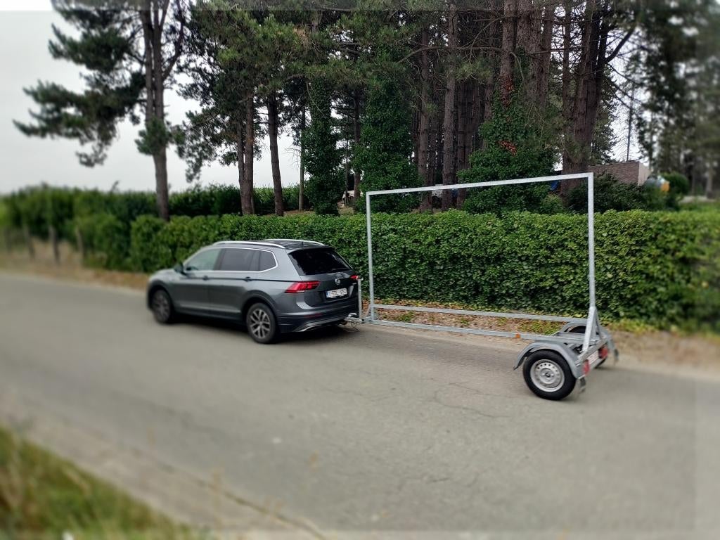 Location de bandes-annonces, Autos : Divers, Remorques, Enlèvement, Comme neuf