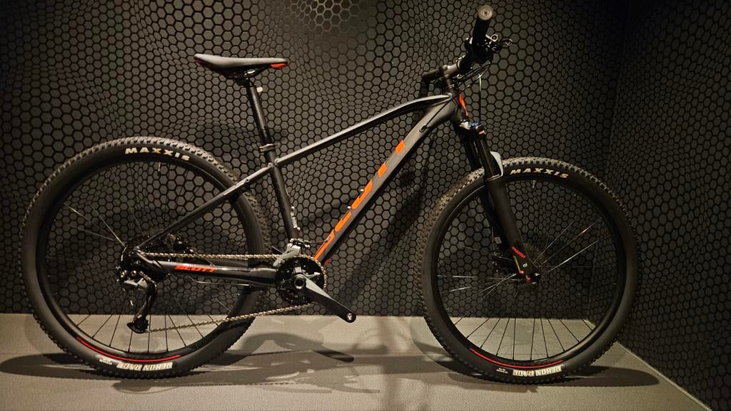 Scott Aspect 740 S € 799
‍️Alu frame & regelbare verende, Neuf, Enlèvement, Jacky.sport@telenet.be, Belgie