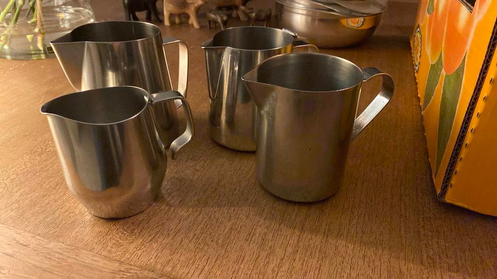 Melkkannetjes, 4 verschillende, inox, Ophalen, Zo goed als nieuw