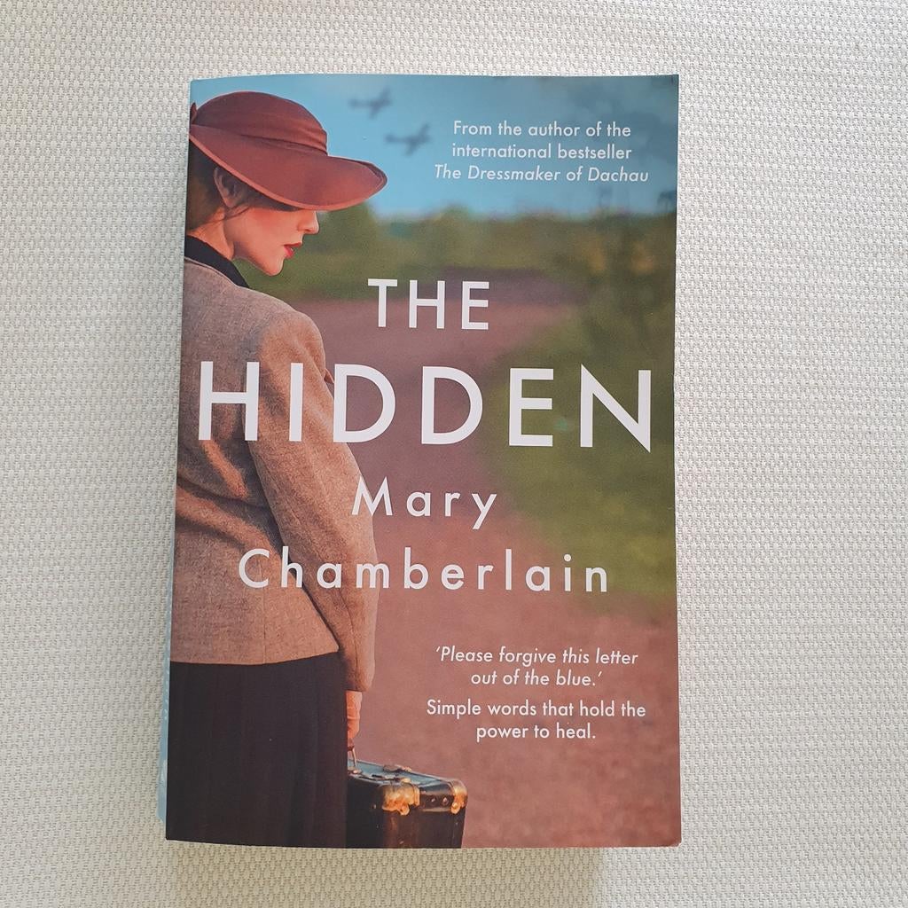 The Hidden - Mary Chamberlain - Engelstalig, Mary Chamberlain, Enlèvement ou Envoi, Comme neuf, Europe autre