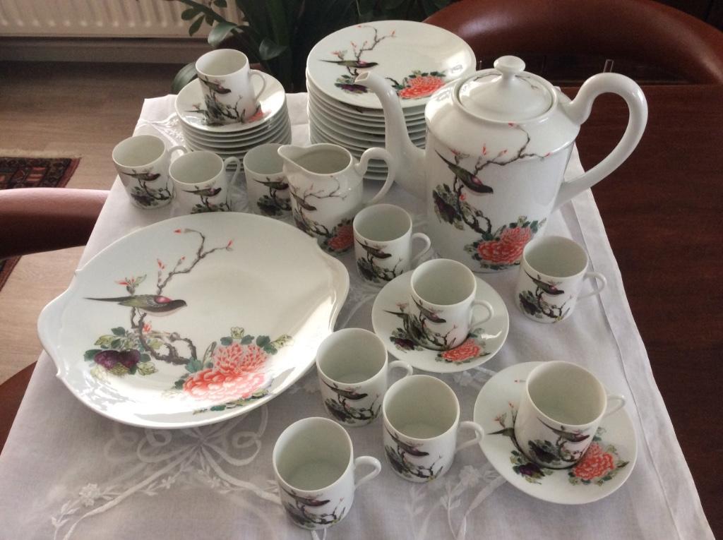 Limited Edition Limoges Theeservies "Vogel en Pioenroos, Antiek en Kunst, Ophalen