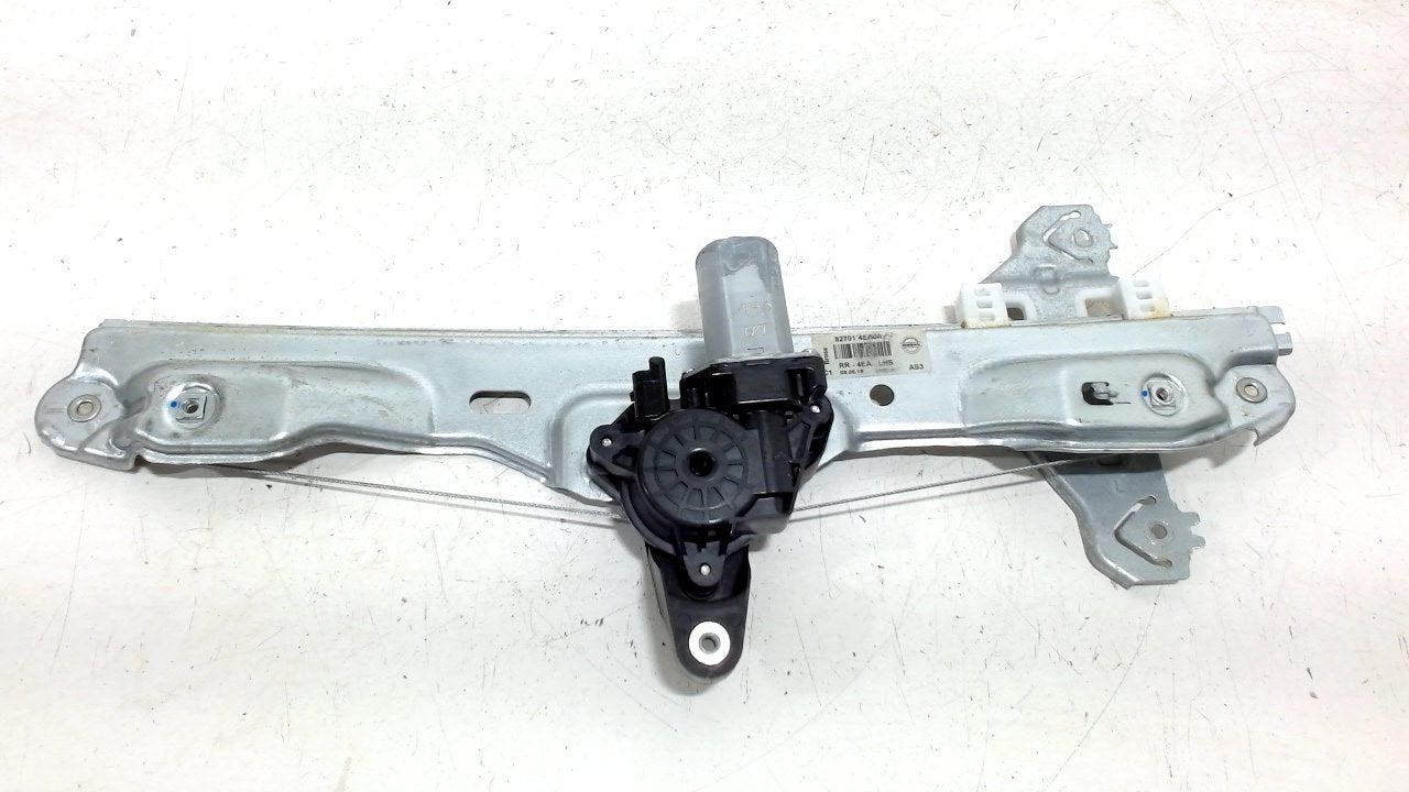 Raammechaniek elektrisch links achter Nissan Qashqai, Onderdelen@venauto.nl, Van der Ven Autorecycling B.V., Gebruikt, Ettenseweg 76, 4706 PB Roosendaal, The Netherlands