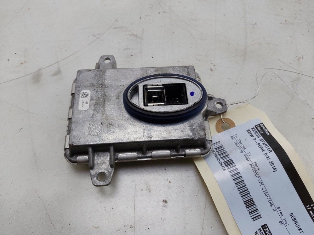 BALLAST DE PHARE XENON BMW 3 serie Touring (F31), Autos : Pièces & Accessoires, Dhr. J. Ham, Administratie@autoham.nl, Utilisé