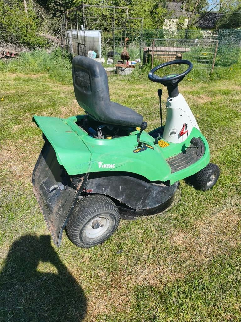 A vendre Tracteur tondeuse VIKING