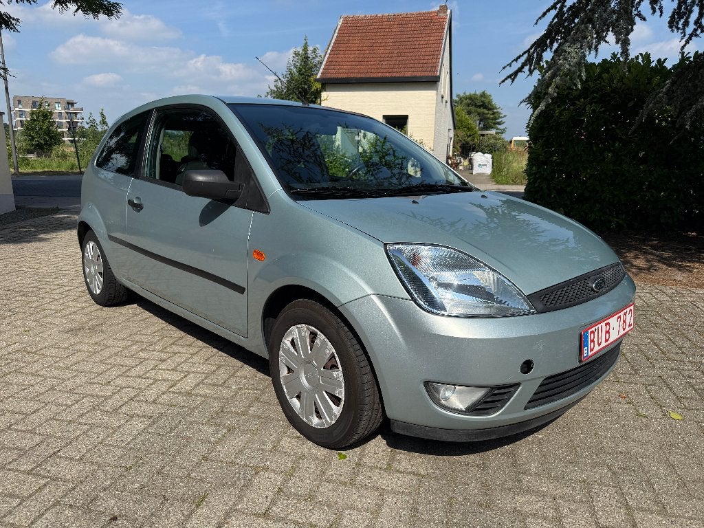 FORD FIESTA 1,3i van 1EIGENAAR met slechts 52000 km!!!, Autos, Ford, Particulier, Fiësta, ABS, Airbags, Air conditionné, Verrouillage central