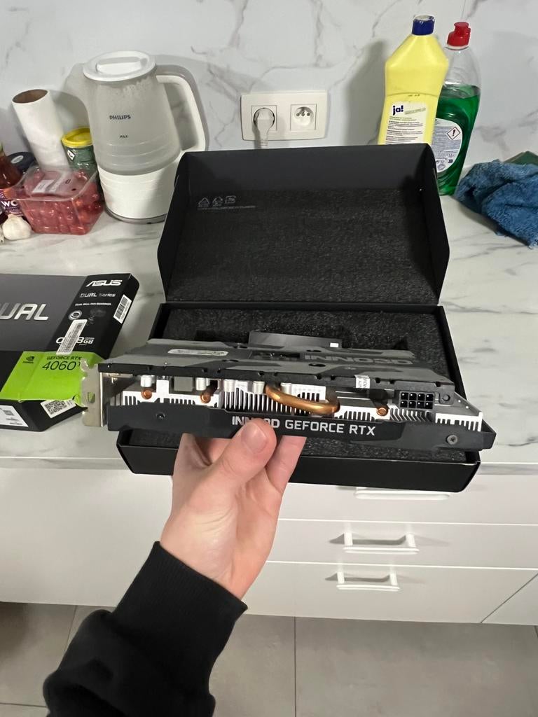 RTX 2060 SUPER Perfect in staat, Computers en Software, Videokaarten, Zo goed als nieuw, Ophalen