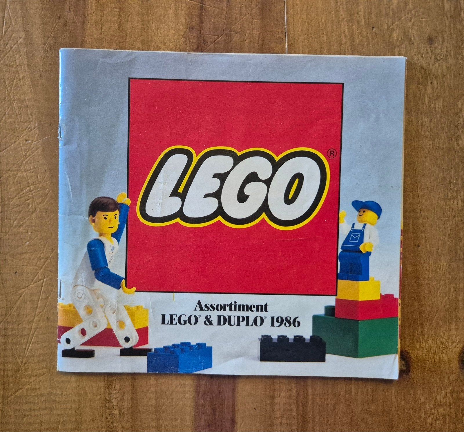 Kego vintage Lego & Duplo assortimentscatalogus 1986, Ophalen of Verzenden, Gebruikt, Lego
